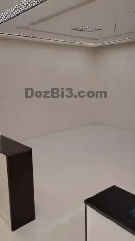 Appartement vide à louer El Menzeh