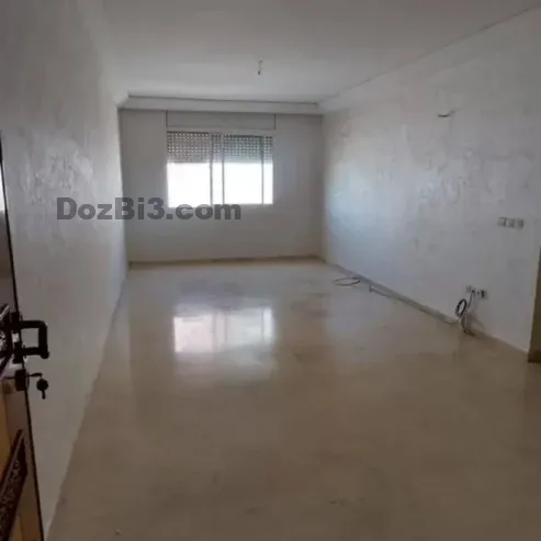 appartement vide à louer longue durée Hay Mohammadi
