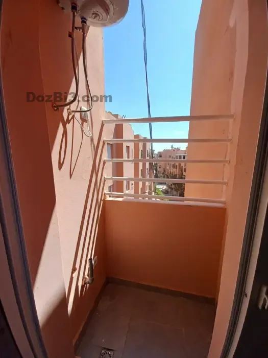 appartement vide à louer longue durée Mabrouka