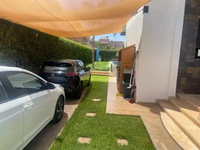 Villa moderne a vendre quartier zone villa