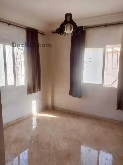 Appartement Vide à louer à proximité Boulevard Hassan 2