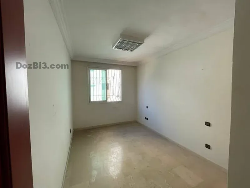 appartement vide à louer QUARTIER DES HÔPITAUX