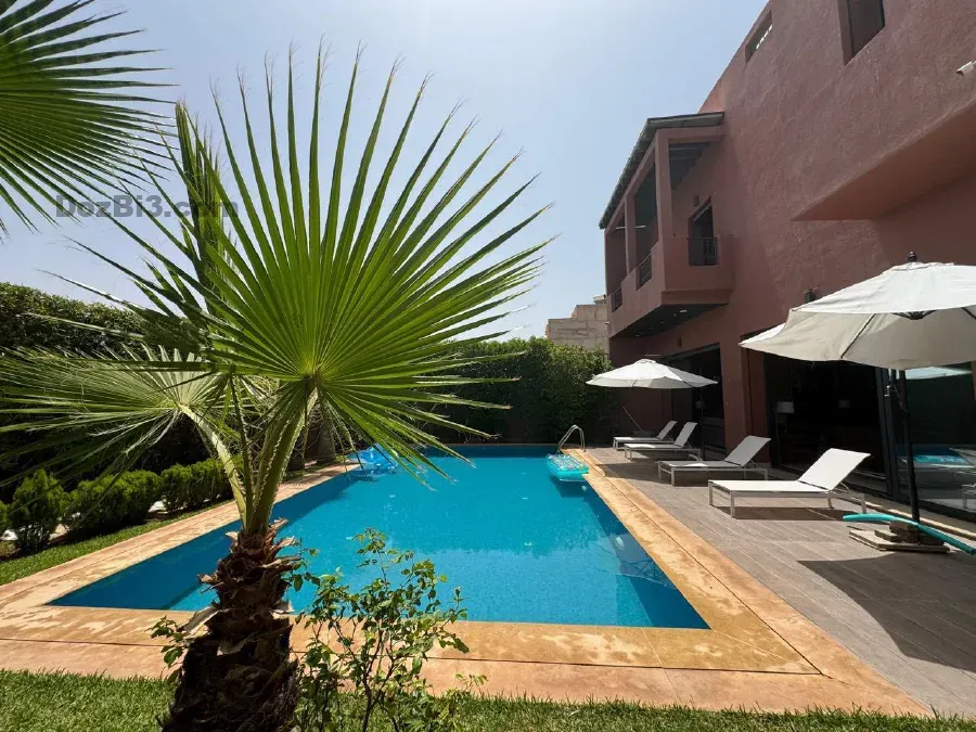 villa avec piscine à vendre Route de casa