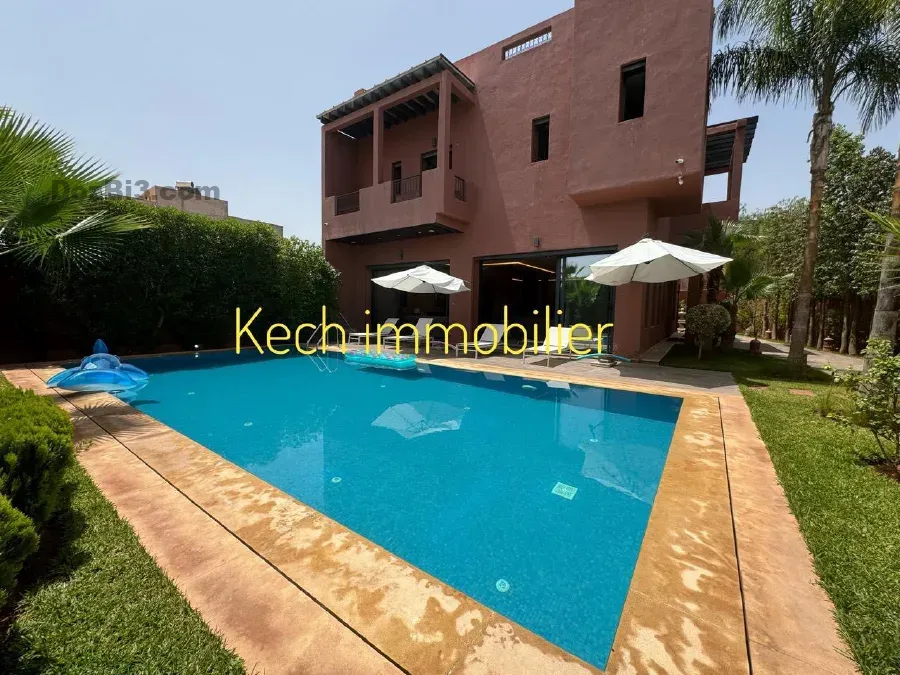 villa avec piscine à vendre Route de casa