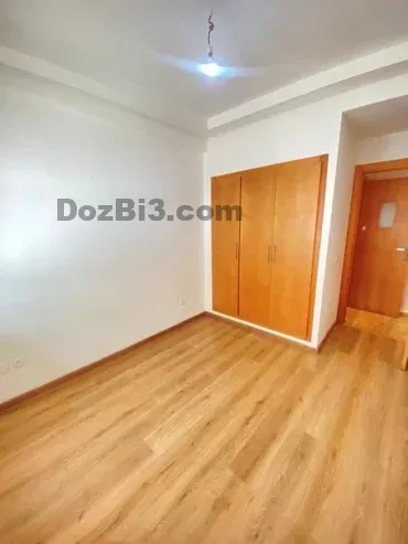 appartement à louer à 3 min a la station de tram Ocean
