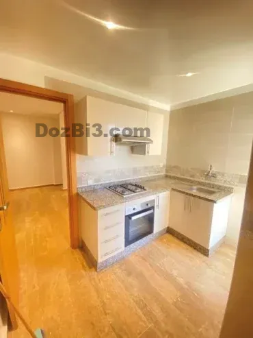 appartement à louer à 3 min a la station de tram Ocean