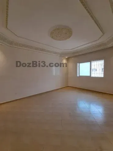 Appartement à louer rue TAH