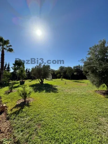 Villa d’Exception à Louer – Route de Fès