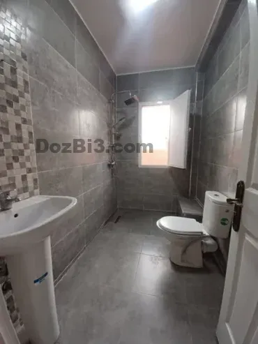 Appartement vide à louer Hay Saada près de Marjane