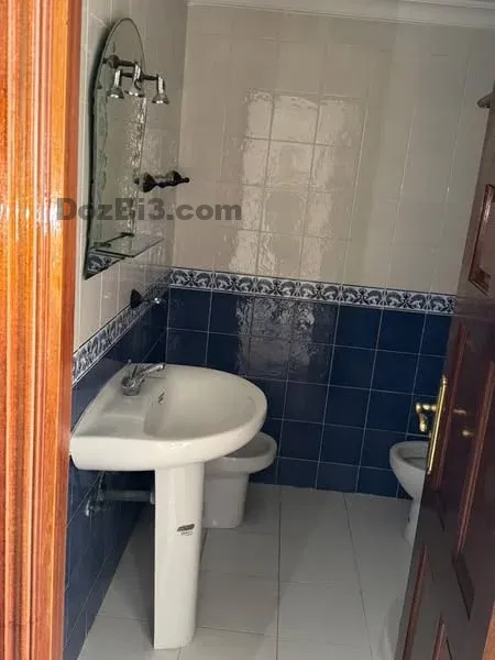 Appartement vide à louer quartier de la plage