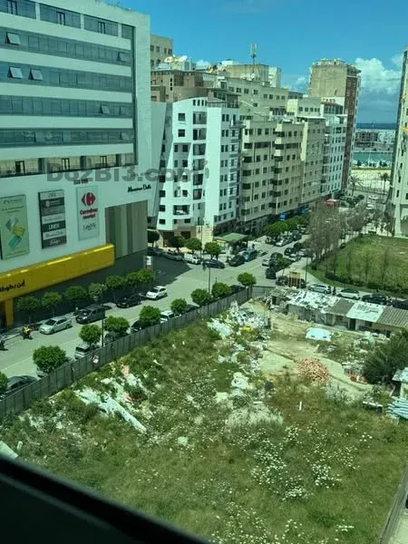 Appartement vide à louer quartier de la plage