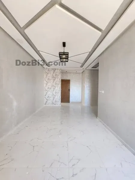 Appartement à vendre près AL BAYT AL AATIQ sur la rue principale