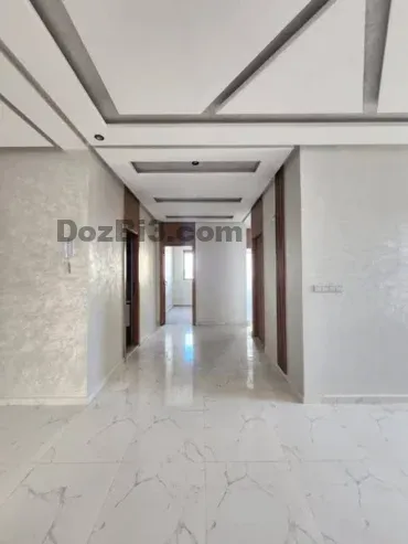 Appartement à vendre près AL BAYT AL AATIQ sur la rue principale