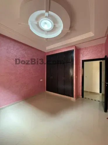 appartement vide à louer Hay Charaf