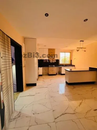 Appartement nouvellement construit à vendre à Al-Izdihar