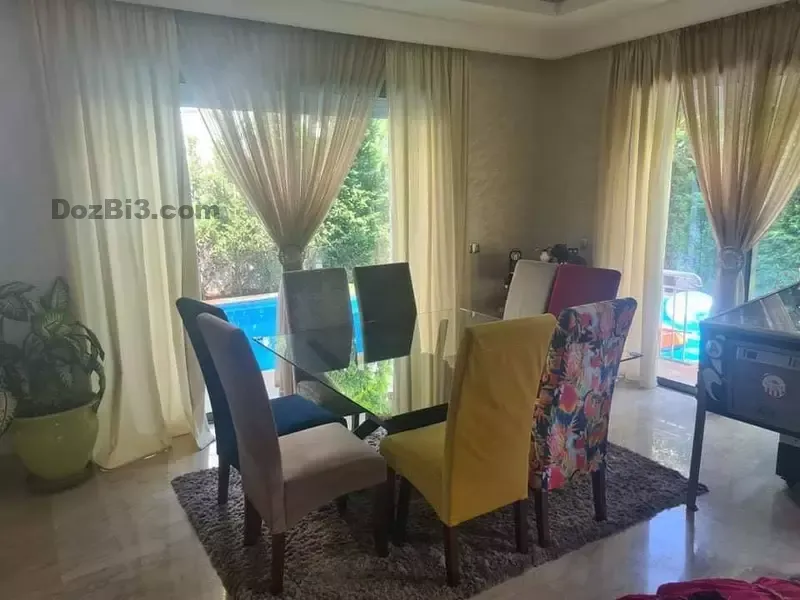 Villa à vendre près du McDonald’s près de Oued Merzeg