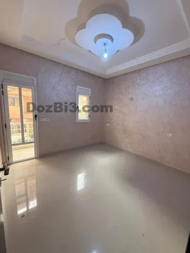 appartement vide à louer Hay Charaf