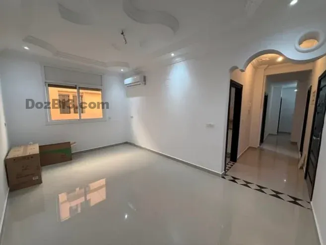 appartement vide à louer Hay Charaf