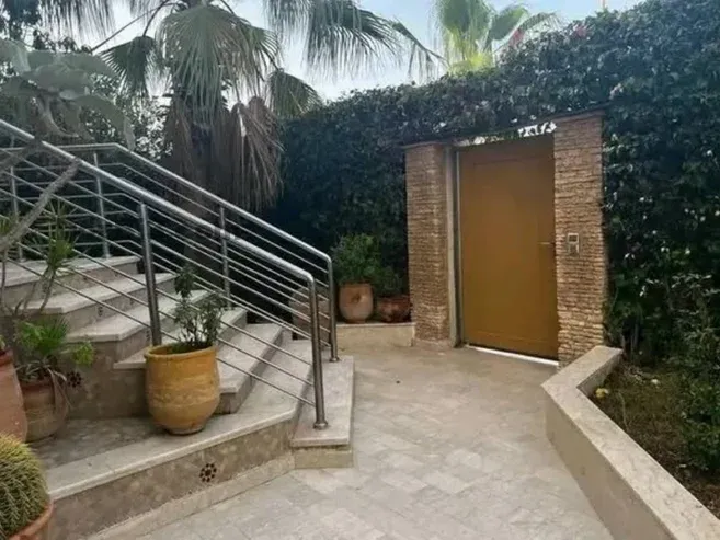Villa à vendre proche de mer à Founty