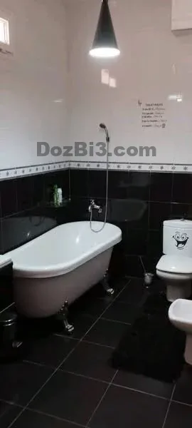 Villa à vendre à Ait Melloul (AL MAGHREB AL ARABI)