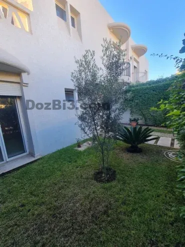 Villa à vendre au centre de Dar Bouazza
