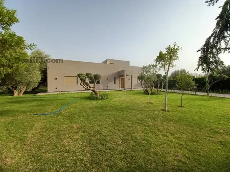 Villa de Prestige à Vendre – Route de Fès, Km 16