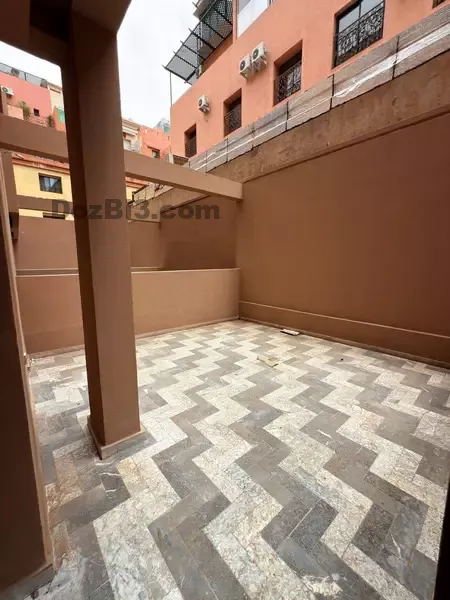 duplex à vendre à Guliz