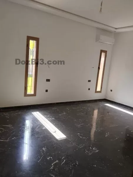 Villa de Prestige à Vendre – Route de Fès, Km 16