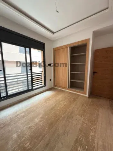 duplex à vendre à Guliz