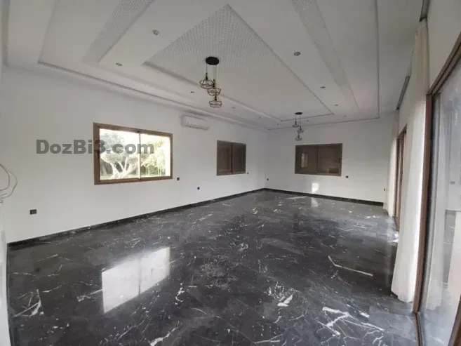 Villa de Prestige à Vendre – Route de Fès, Km 16