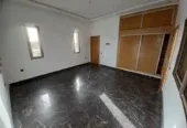 Villa de Prestige à Vendre – Route de Fès, Km 16