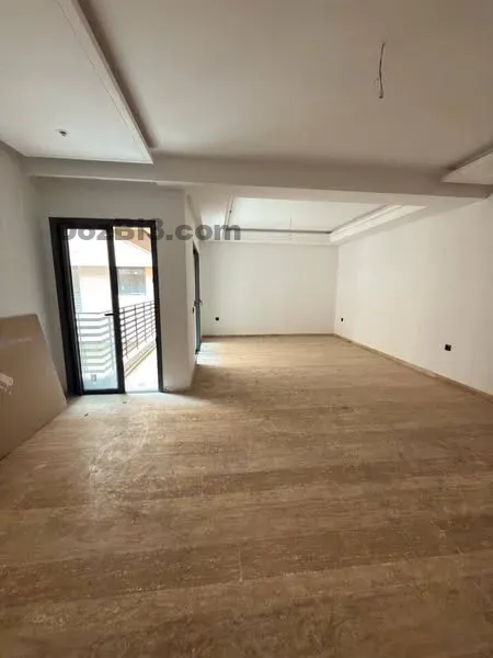 duplex à vendre à Guliz