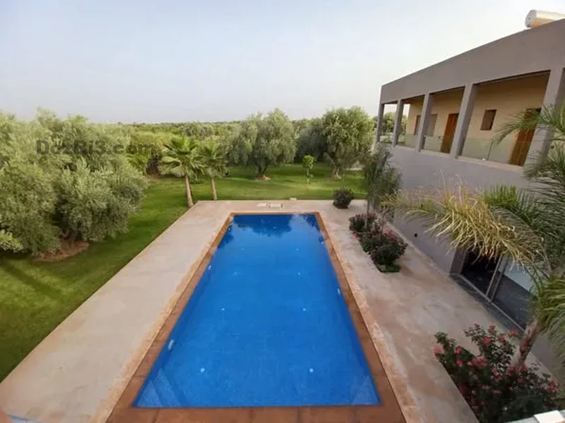 Villa de Prestige à Vendre – Route de Fès, Km 16