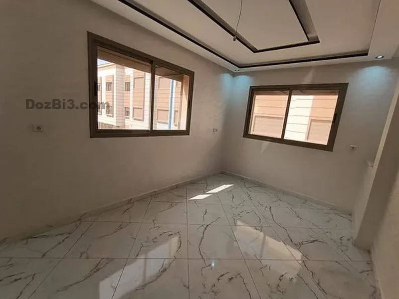 appartement à vendre à côté Al Bustan dans la rue de la Faculté des Sciences