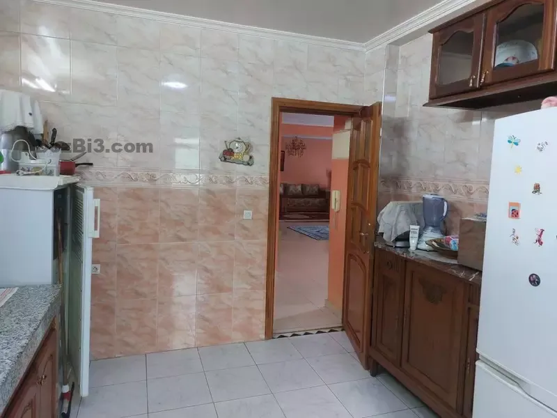 Appartement à vendre rue Farhat Hached près du centre culturel américain