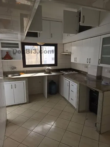 Appartement à louer Hassan près de place al joulan