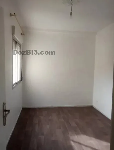 Chambre à louer à Anassi