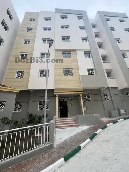 Appartement à vendre complexe Farah, près Atqadaw route de Rabat