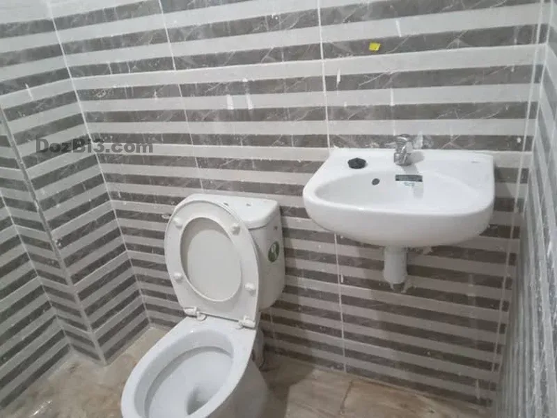 غرفة للكراء فالوحدة الرابعة حدا الجامع قريب لشارع علال الفاسي