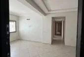 Appartement vide a louer Av mokawama