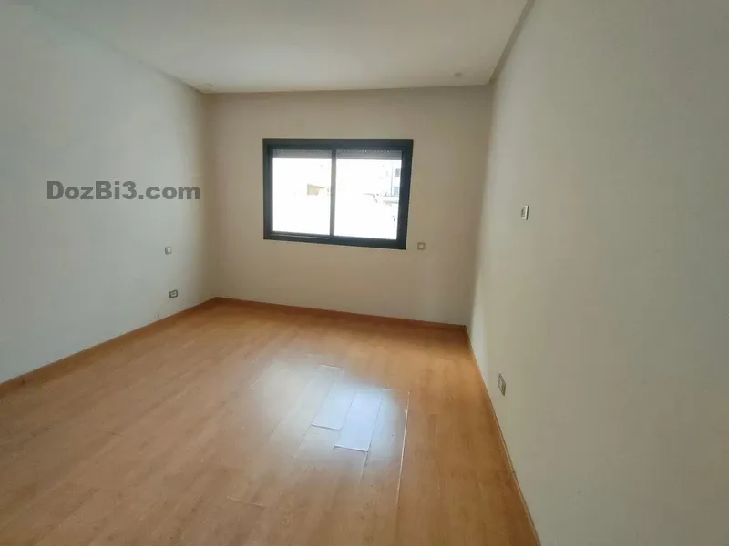Studio à louer quartier des Hôpitaux