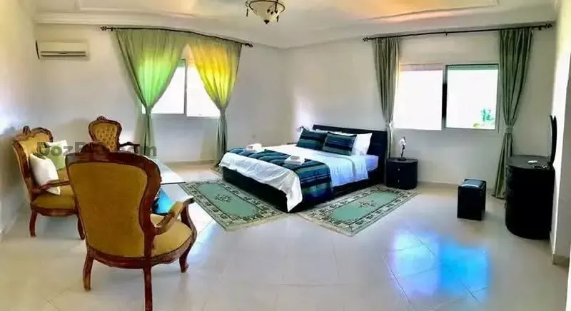 Villa à vendre ou à louer route de Fes