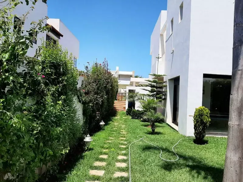 villa à louer prestigia bouknadel à 20 Km de Rabat