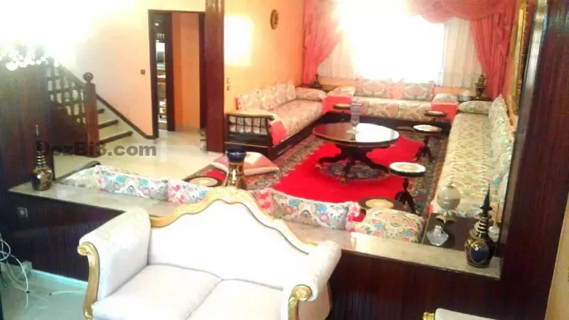 Villa de luxe à vendre dans le quartier chic de Surin