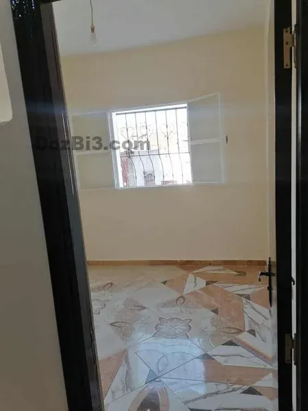 غرفة للكراء جات فقهوة البوليسي