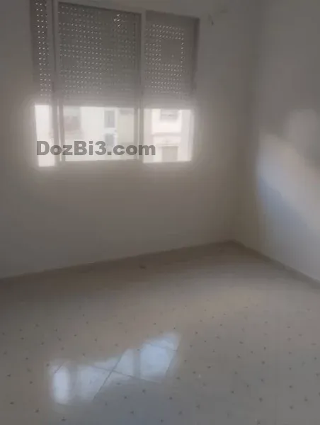 Chambre à louer à Ain Sebaa Al Wifaq près de la station de tramway