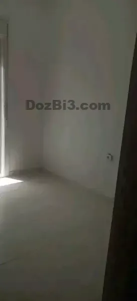 فصيل للكراء كاين في رياض الولفة