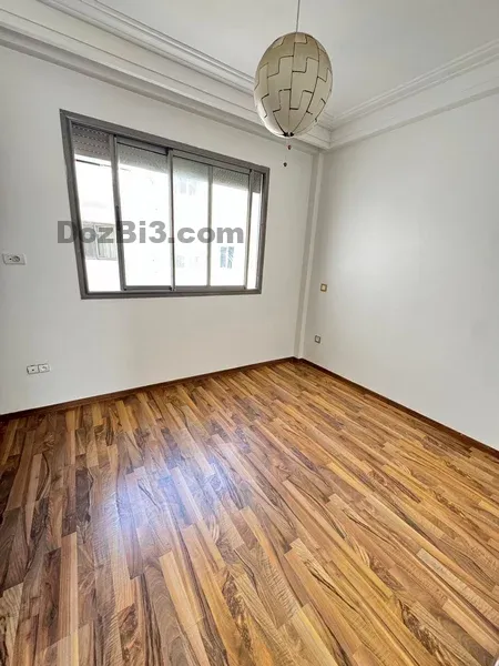 studio vide à louer Maarif