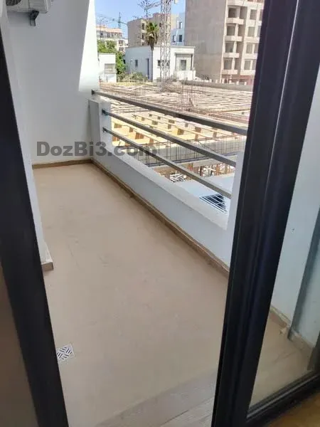 Studio à louer quartier des hôpitaux