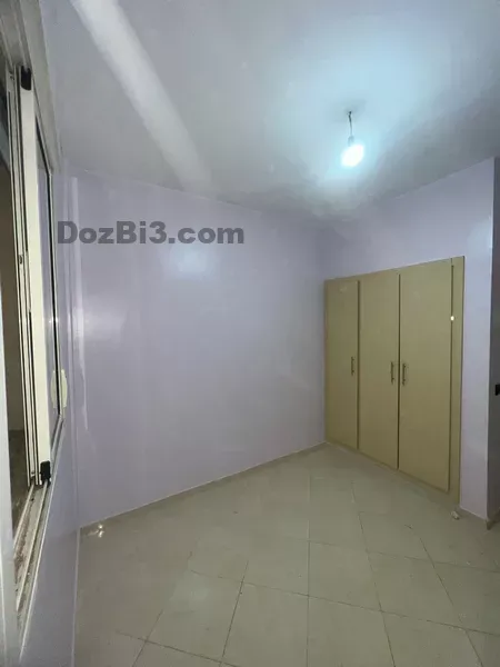 Appartement vide à louer Montazah